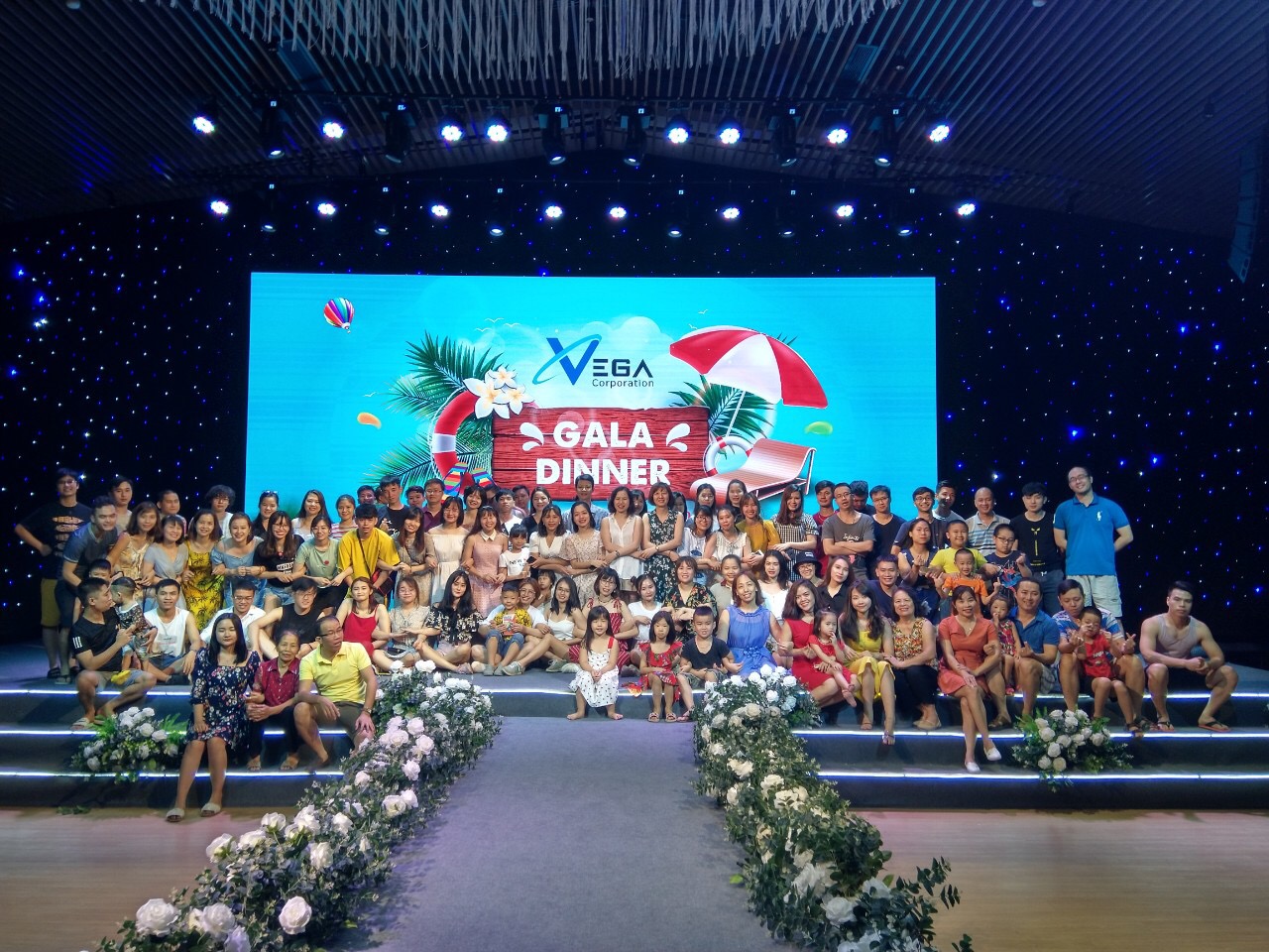 Sinh nhật Vega lần thứ 16 - Gala dinner